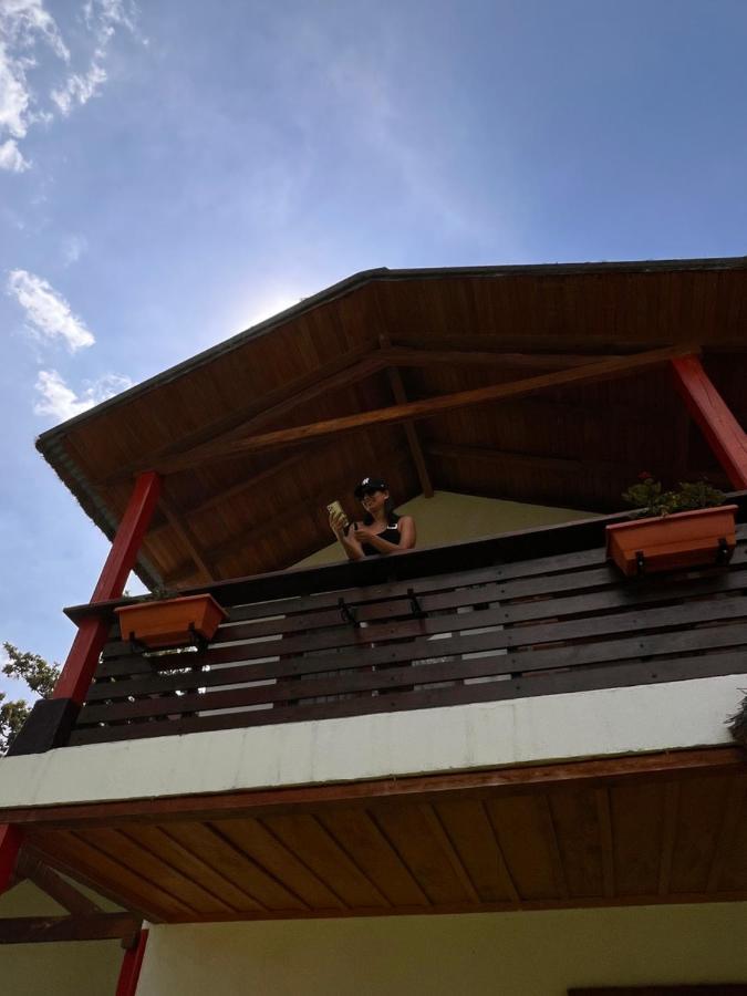 Hotel Rancho Grande Inn Panajachel Exterior photo
